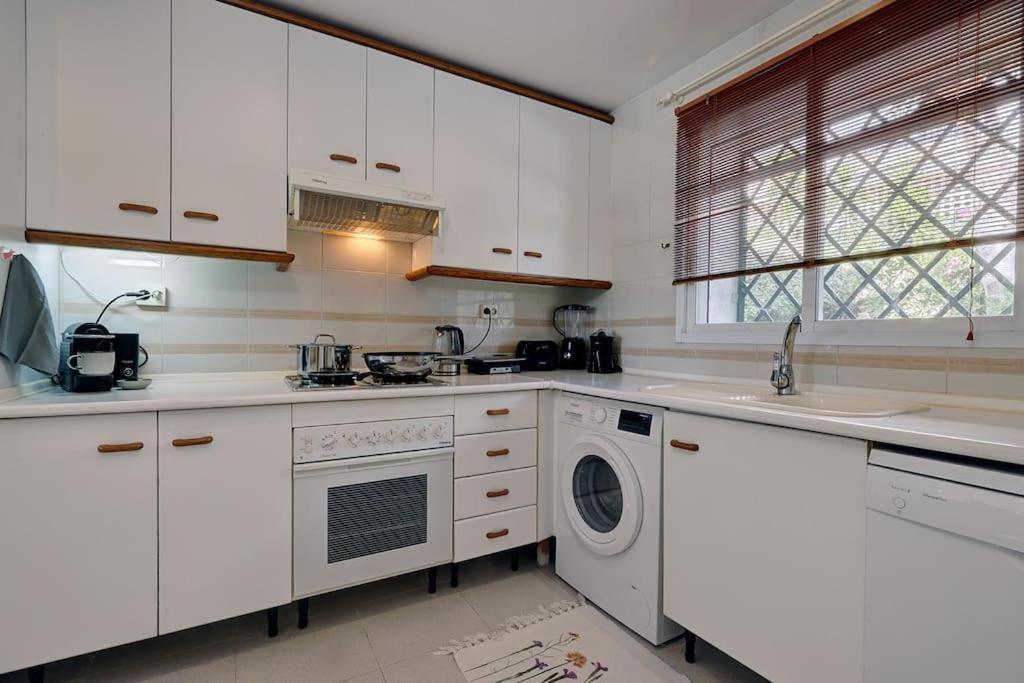 Appartement Aloha Gardens In Puerto Banus à Marbellac Extérieur photo